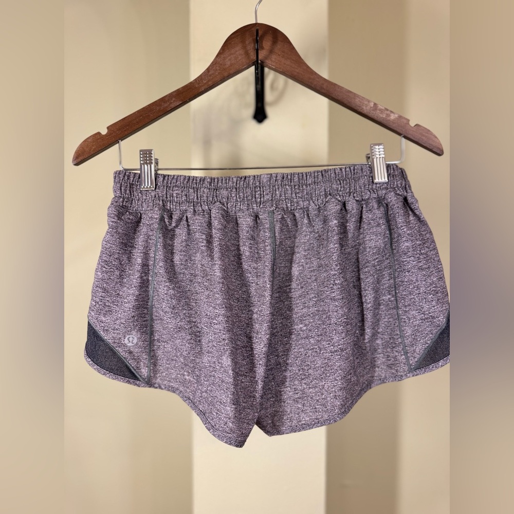 NWOT Lululemon Hotty Hot Short II *2.5" Heather Lux Multi Black - Picture 6 of 10